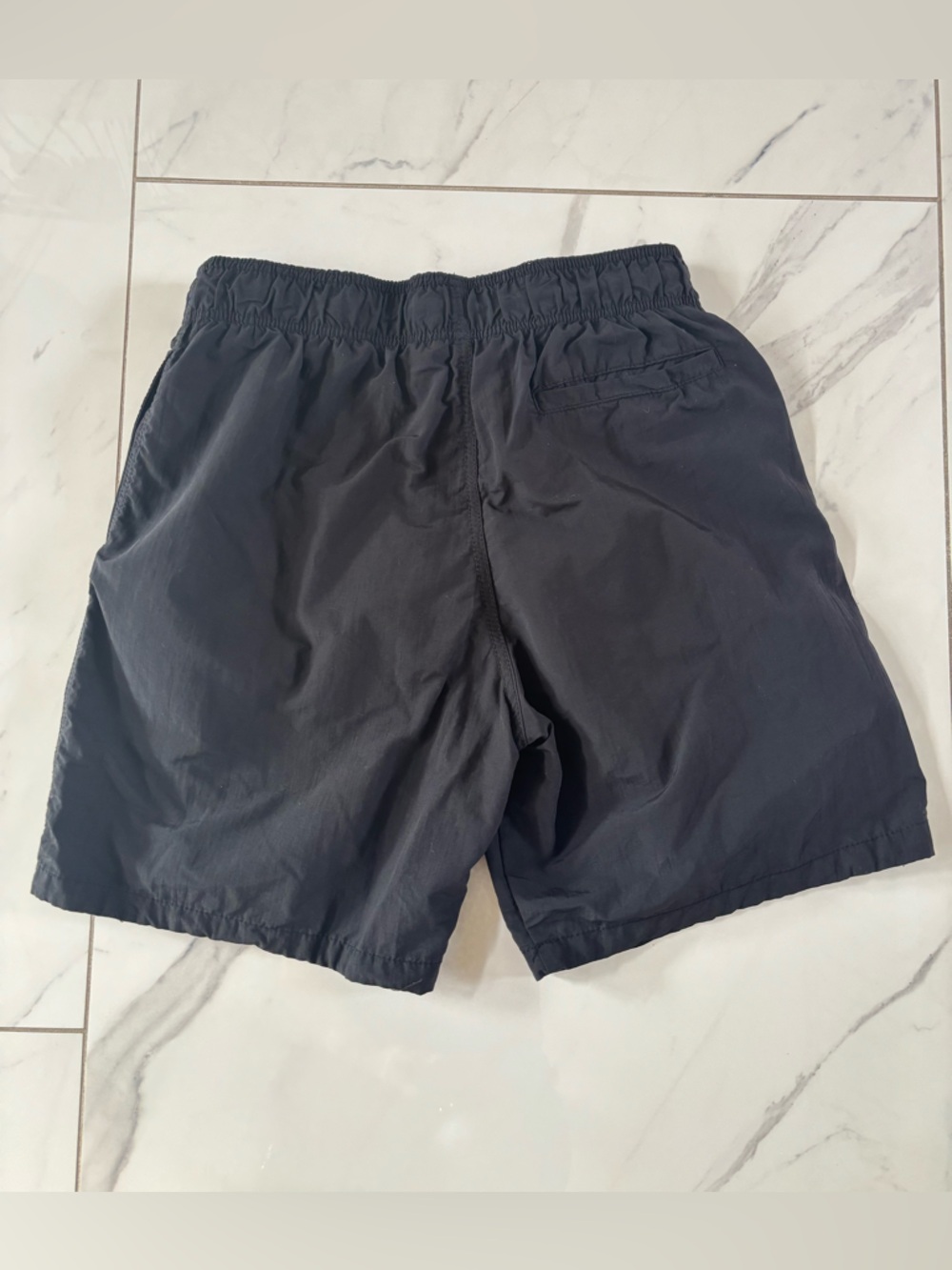 H&M Black Men's Swim Shorts M with Mesh Lining,Drawstring and Pockets Like New! - Picture 2 of 9